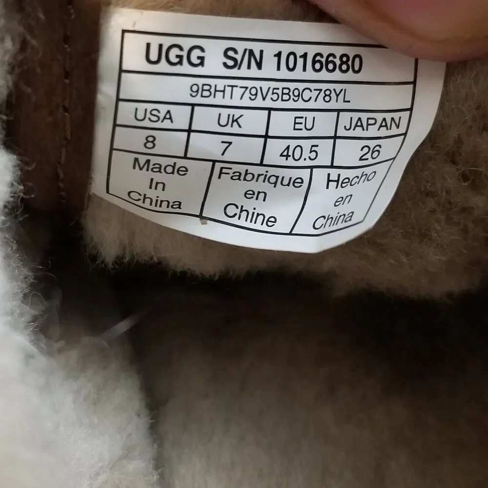 UGG Maksim Tamarind Men's Size 8 US Brown Suede Ankle Chukka Boots 1016680